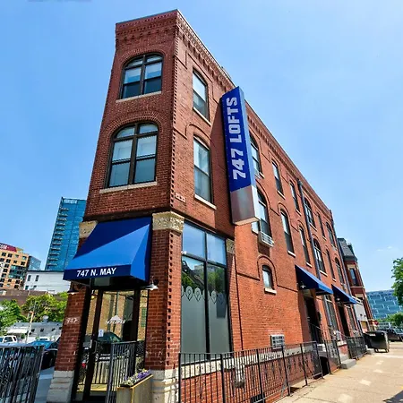 747 Lofts By Redawning - River West, Second Floor Chicago