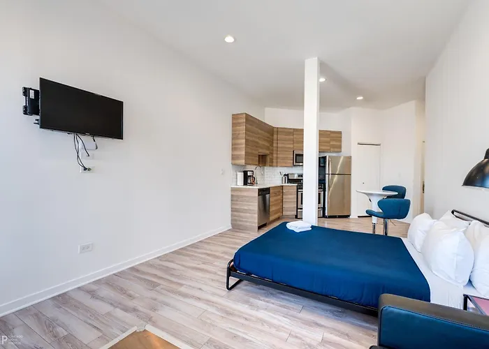 747 Lofts By Redawning - River West, Second Floor * Chicago